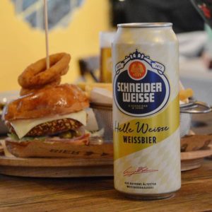 Schneider Weisse i Vege cheesburger omiljena kobinacija Novosađana.